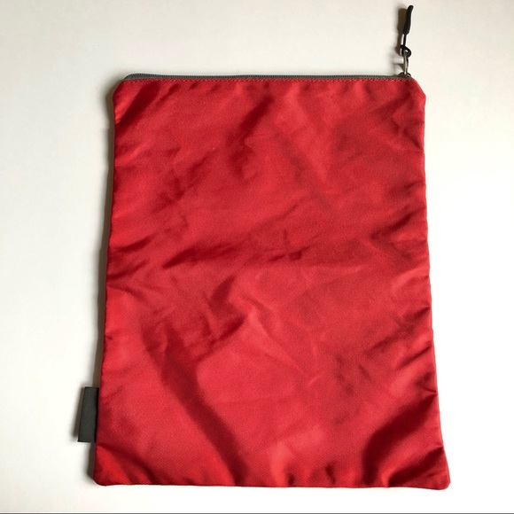 OXA Laundry Bag Travel Packing Accessories Small RED 12 1/2” x 9 1/2” Unisex - Picture 5 of 12